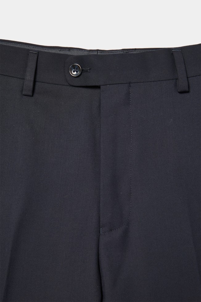 Pantalones cl�sicos de corte regular
