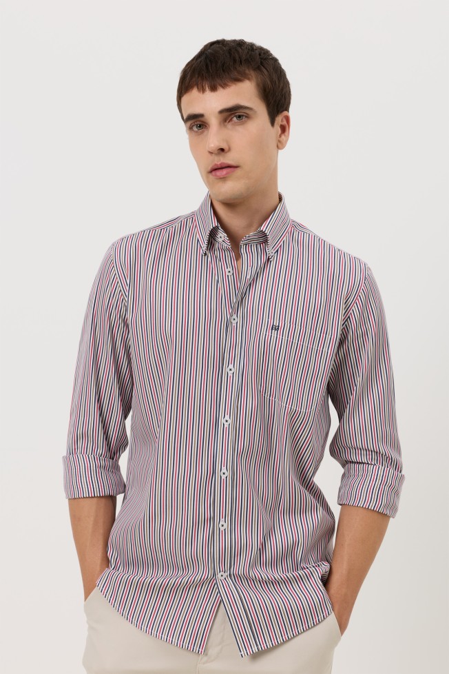 Camisa às riscas popeline regular fit Camisa às riscas popeline regular fit