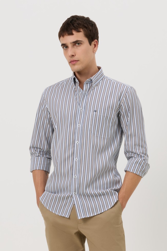 Camisa às riscas popeline regular fit Camisa às riscas popeline regular fit