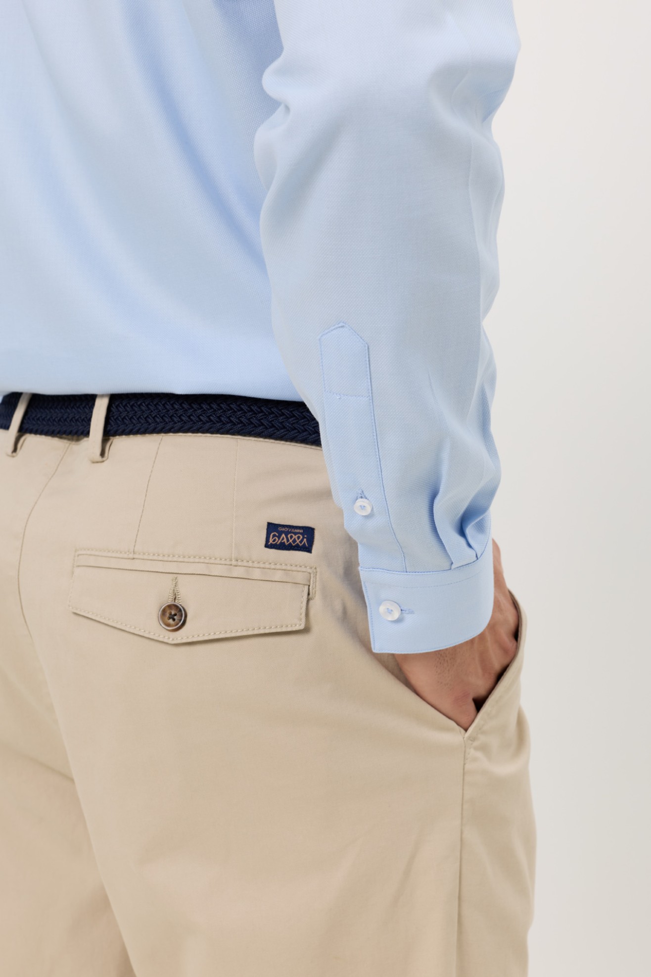 Pantalones chinos con pinza