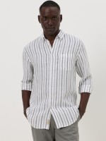 Camisa em linho regular fit