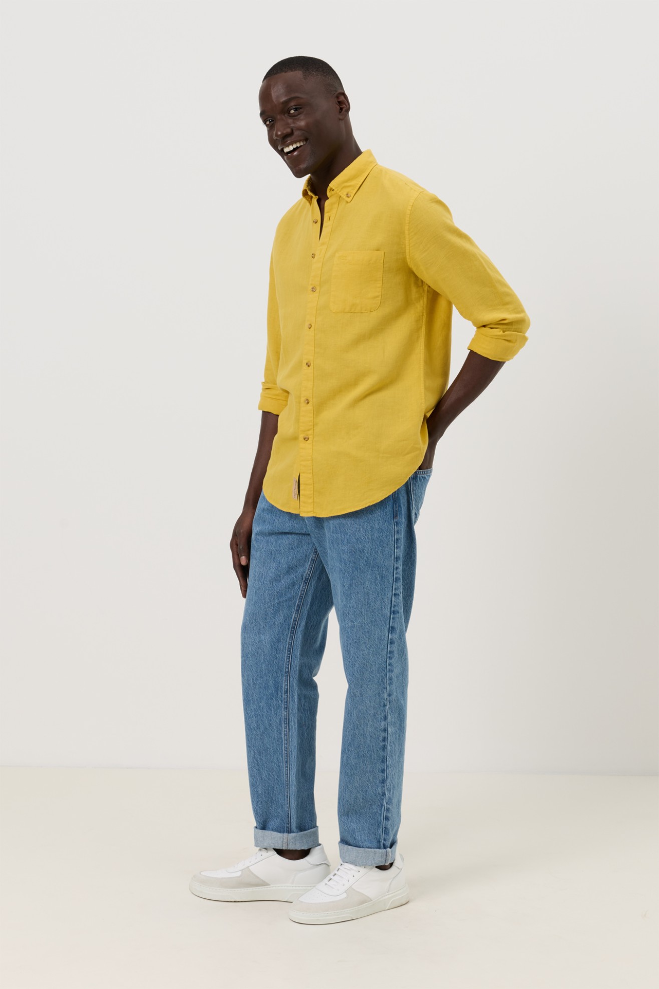 Camisa em linho e algod�o regular fit