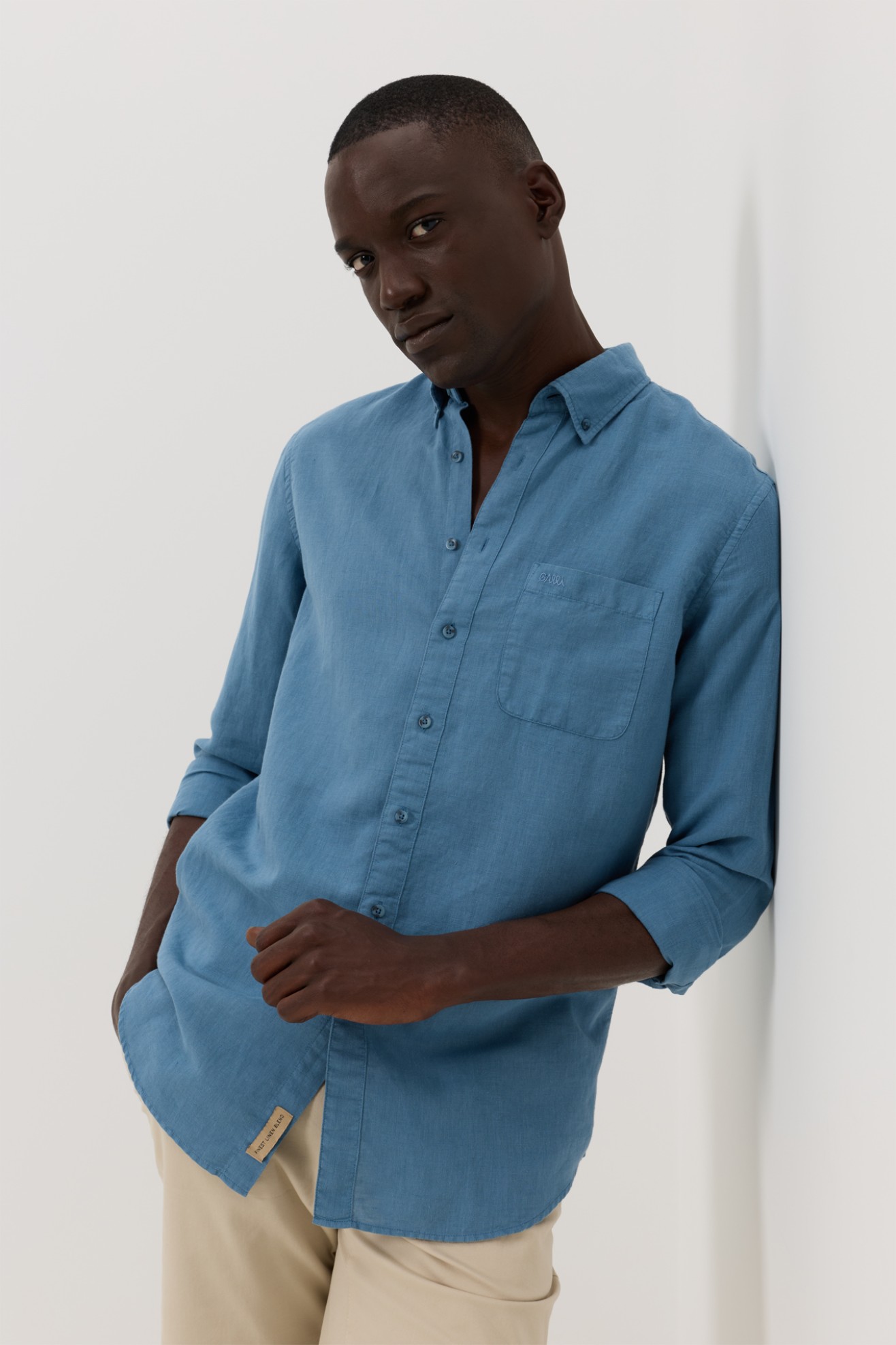 Camisa em linho e algod�o regular fit