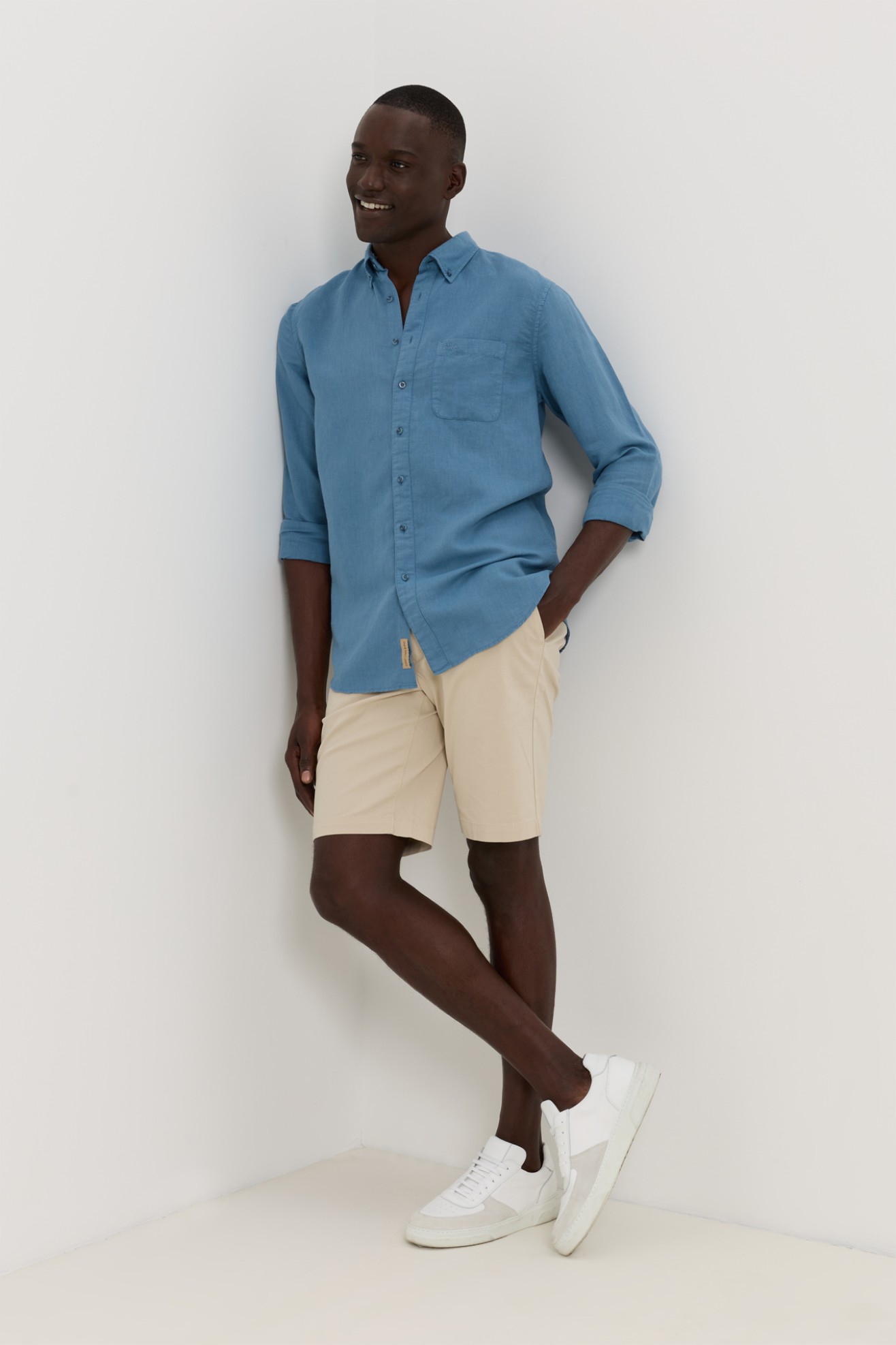 Camisa em linho e algod�o regular fit