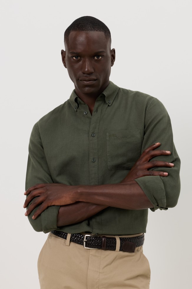 Camisa em linho e algod�o regular fit