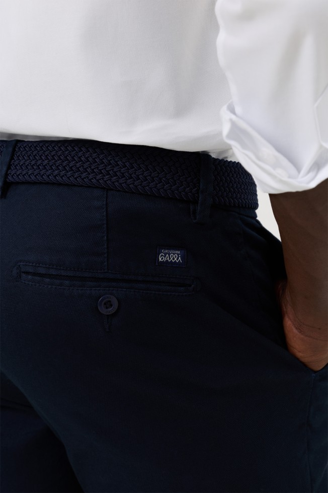 Calças chino com textura slim fit Calças chino com textura slim fit