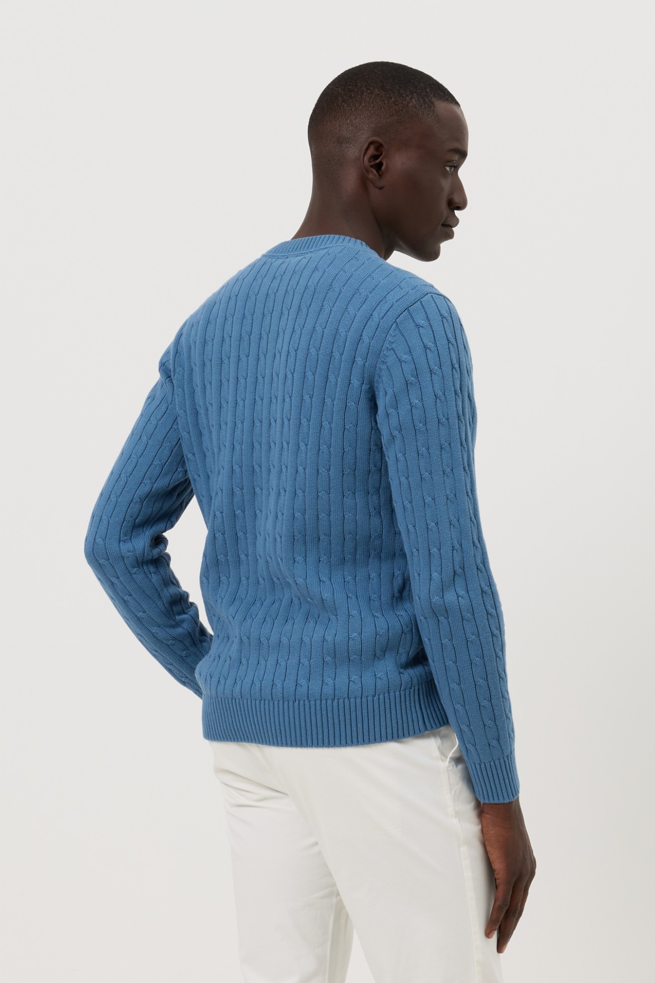 Camisola de malha tricotada azul acizentado