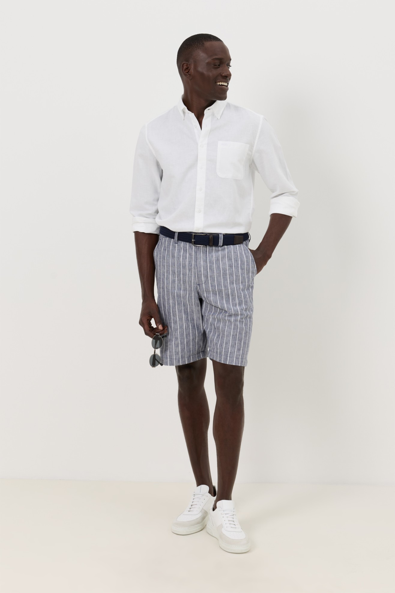 Cal��es bermuda �s riscas regular fit