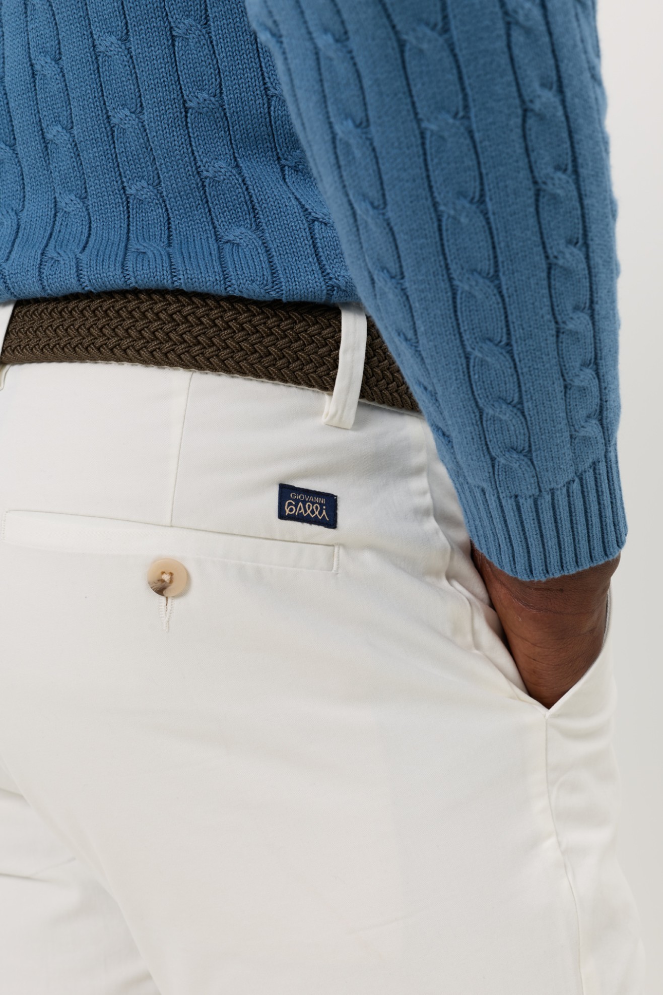 Cal�as chino slim fit em algod�o
