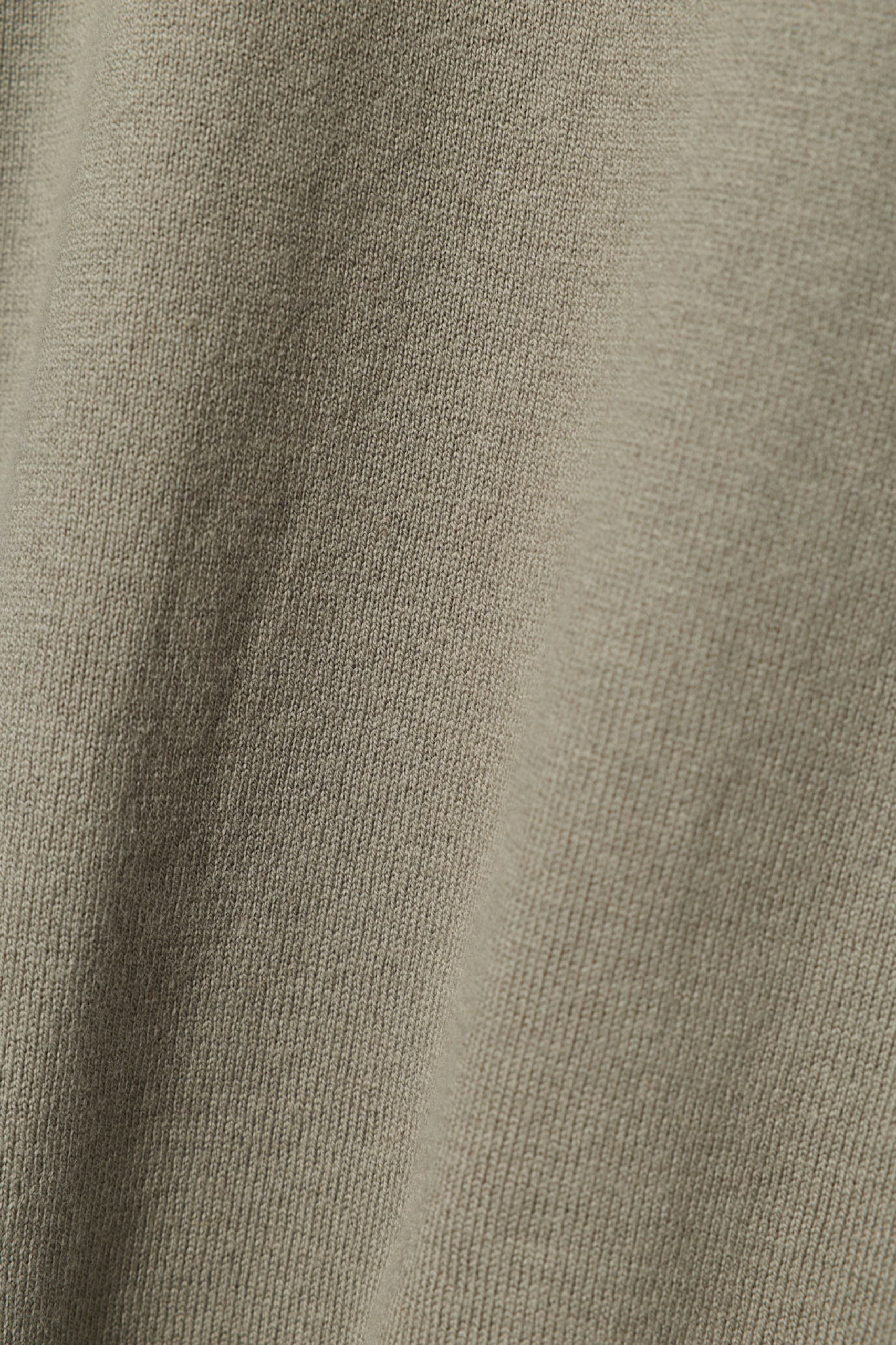 Jersey de cuello alto caqui con cremallera