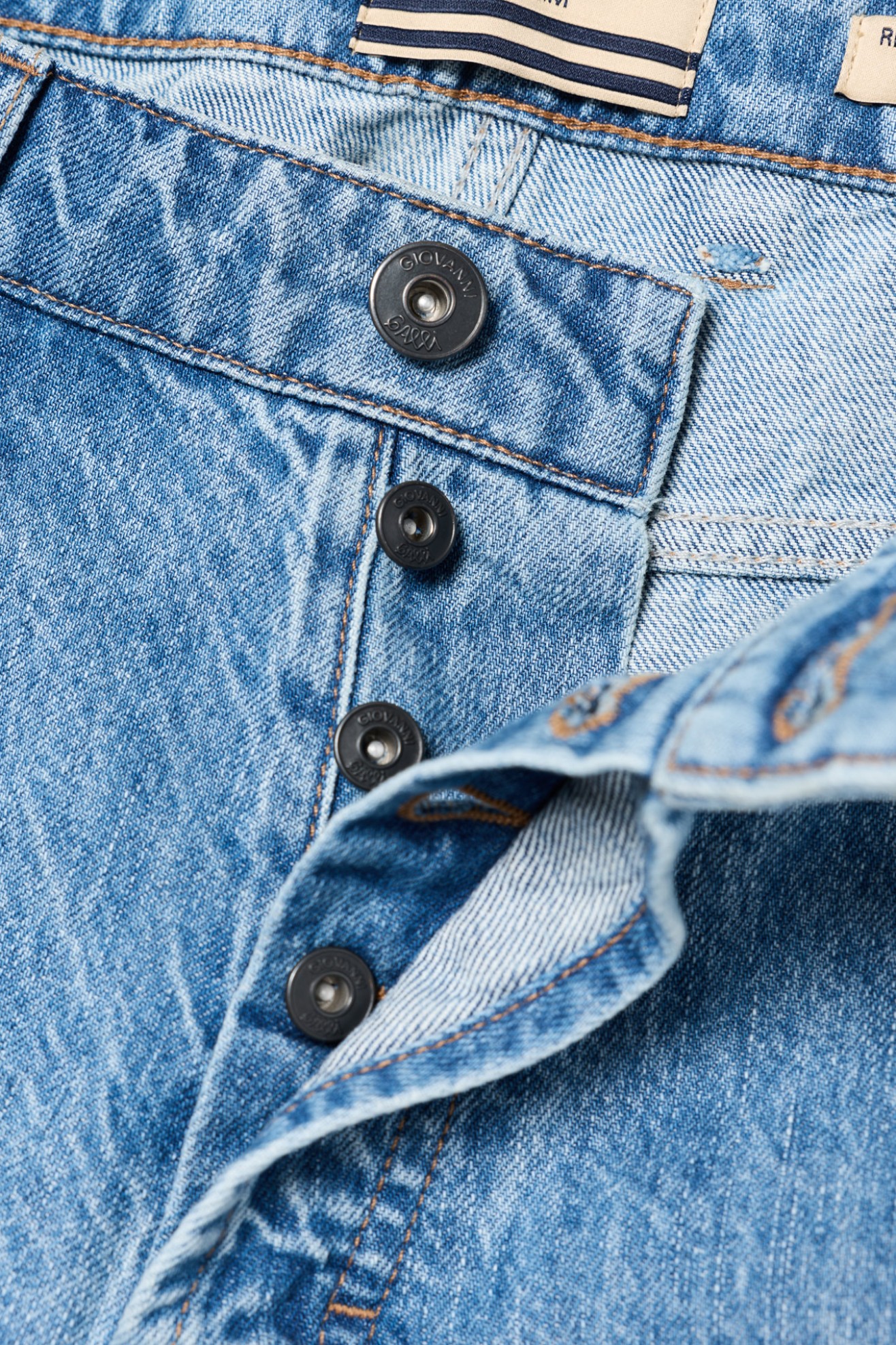 Cal�as de ganga relaxed fit