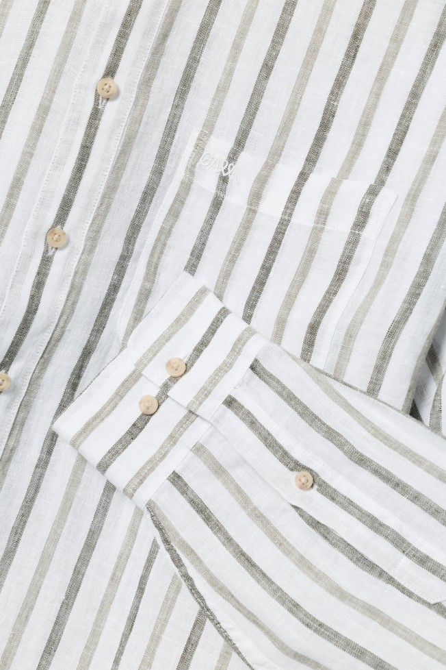 Camisa em linho regular fit