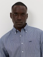 Camisa �s riscas regular fit