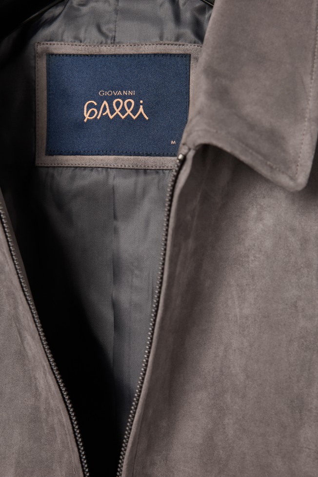 Blus�o efeito camur�a