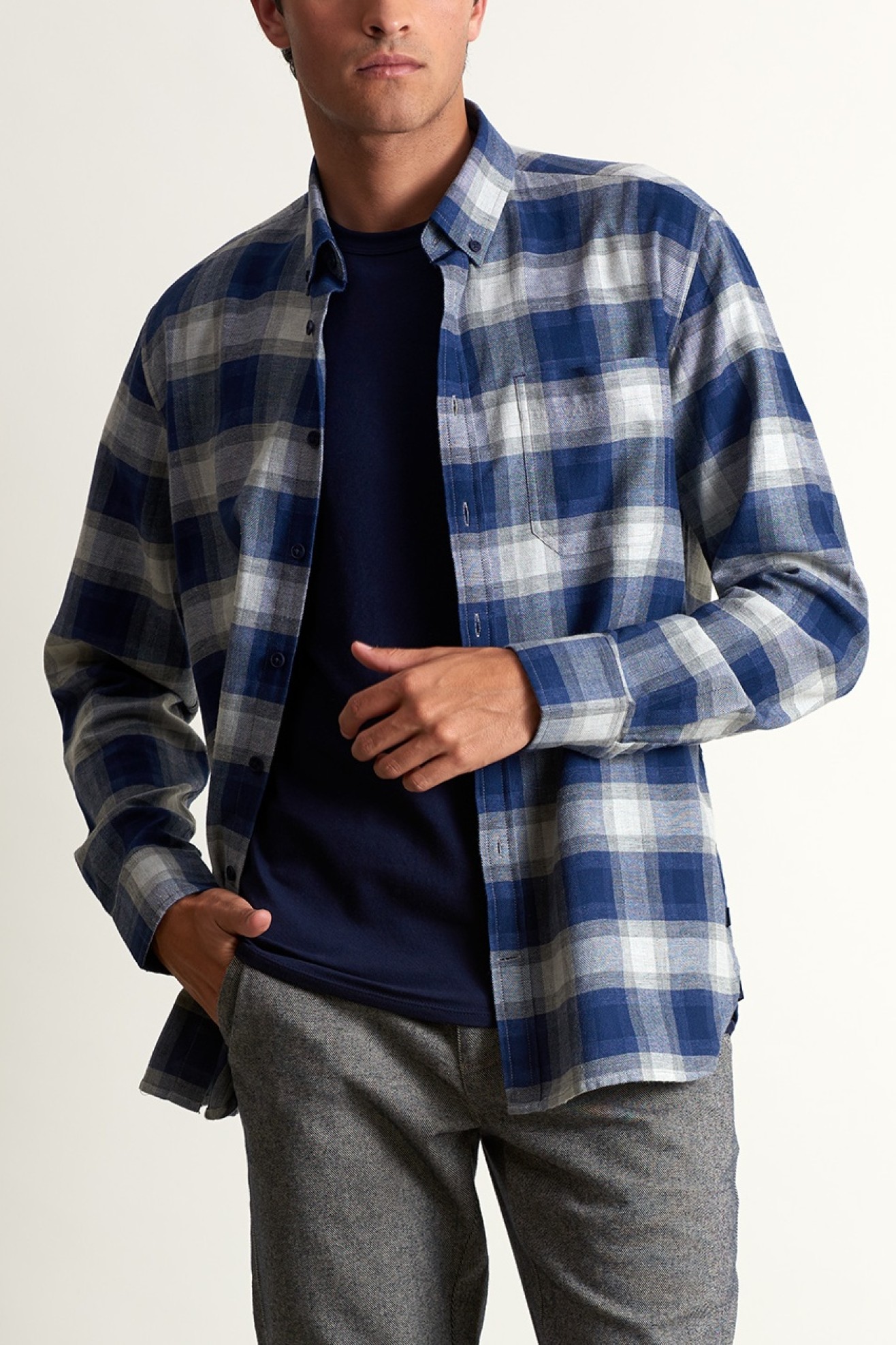 Camisa desportiva cintada