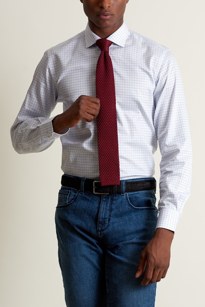 Camisa clásica ajustada Camisa clásica ajustada