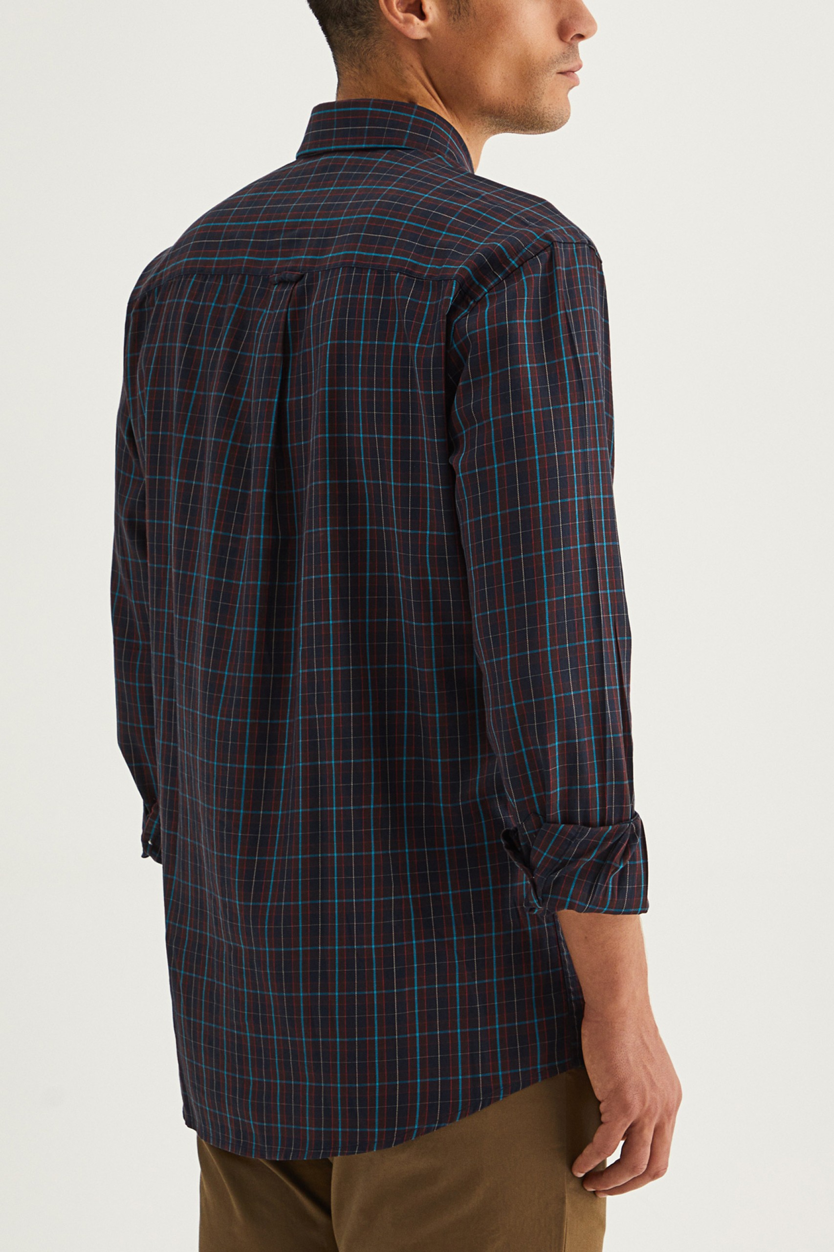 Camisa regular fit a cuadros