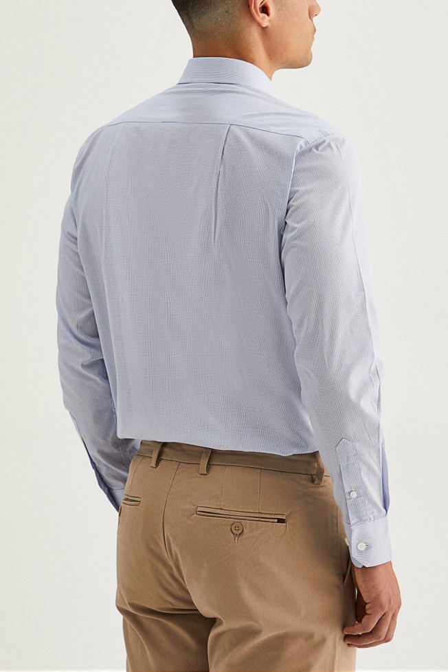 Camisa clássica regular fit Camisa clássica regular fit