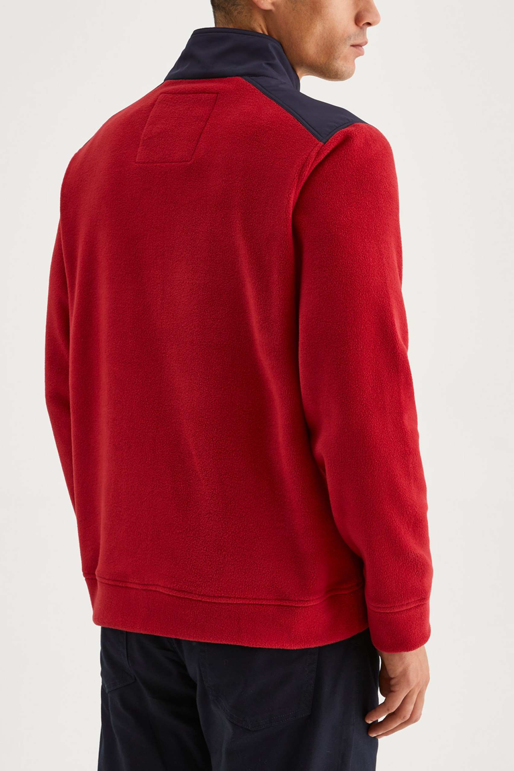 Sudadera polar con muelles