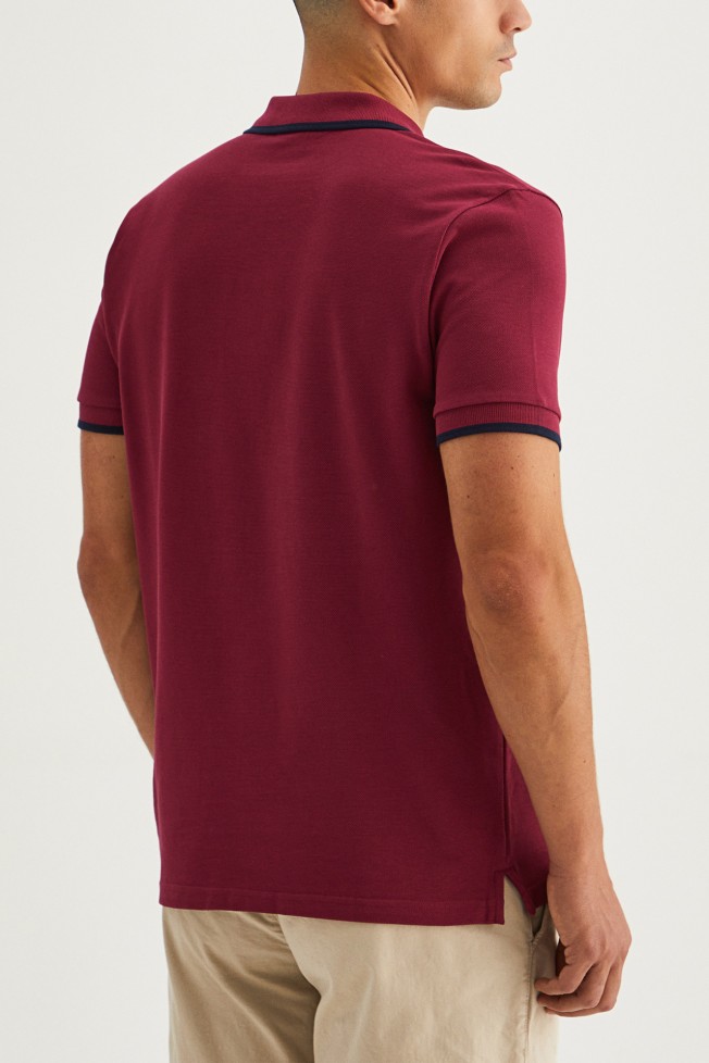 Polo piqué 100% algodão Polo piqué 100% algodão