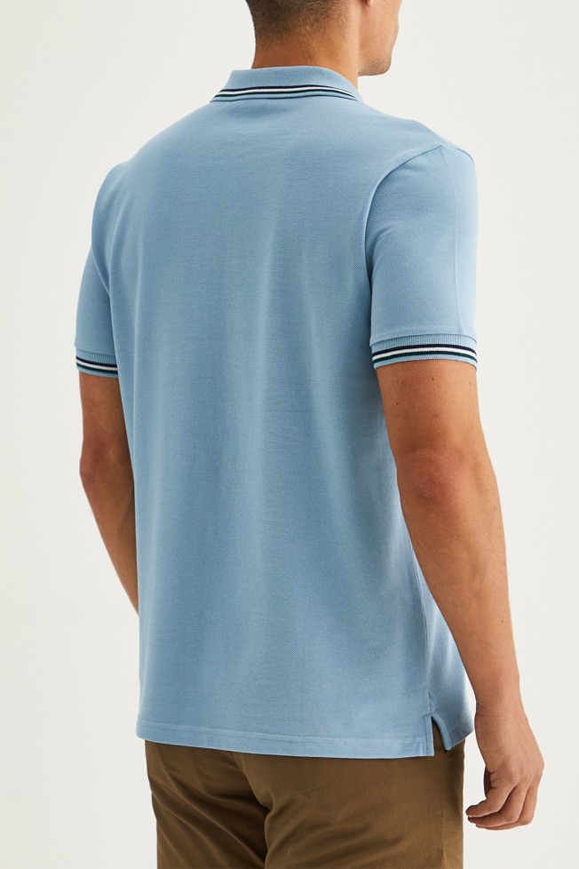 Polo piqué 100% algodão Polo piqué 100% algodão