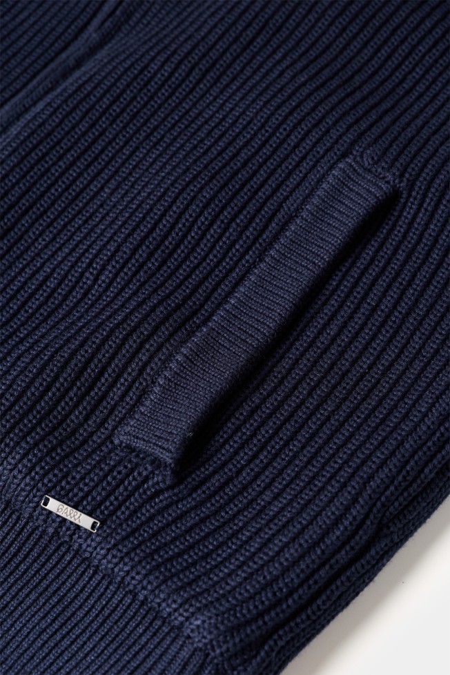 Casaco de malha em l�