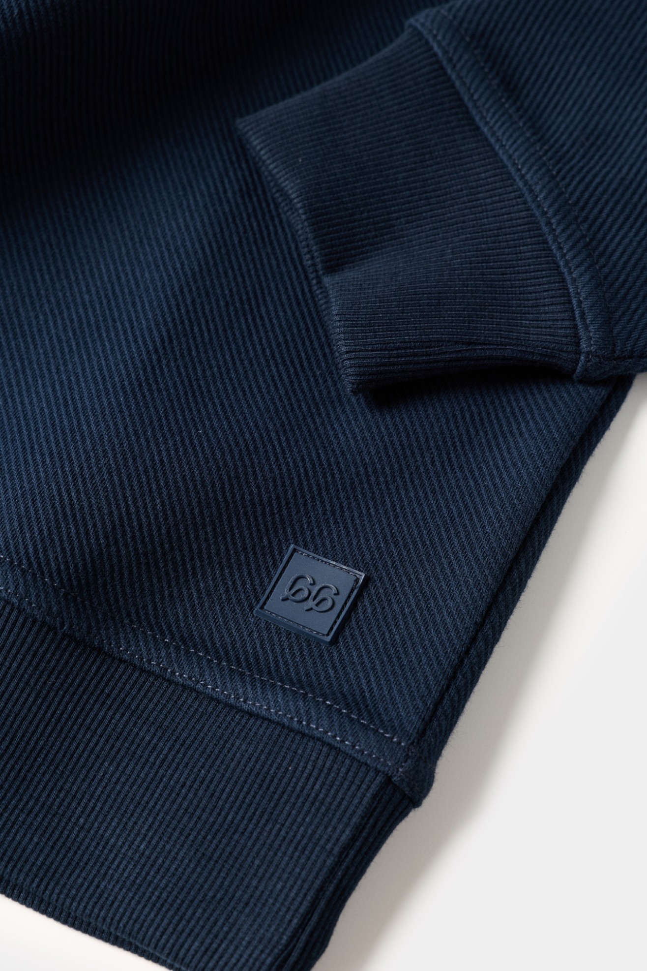 Camisola de malha com fecho