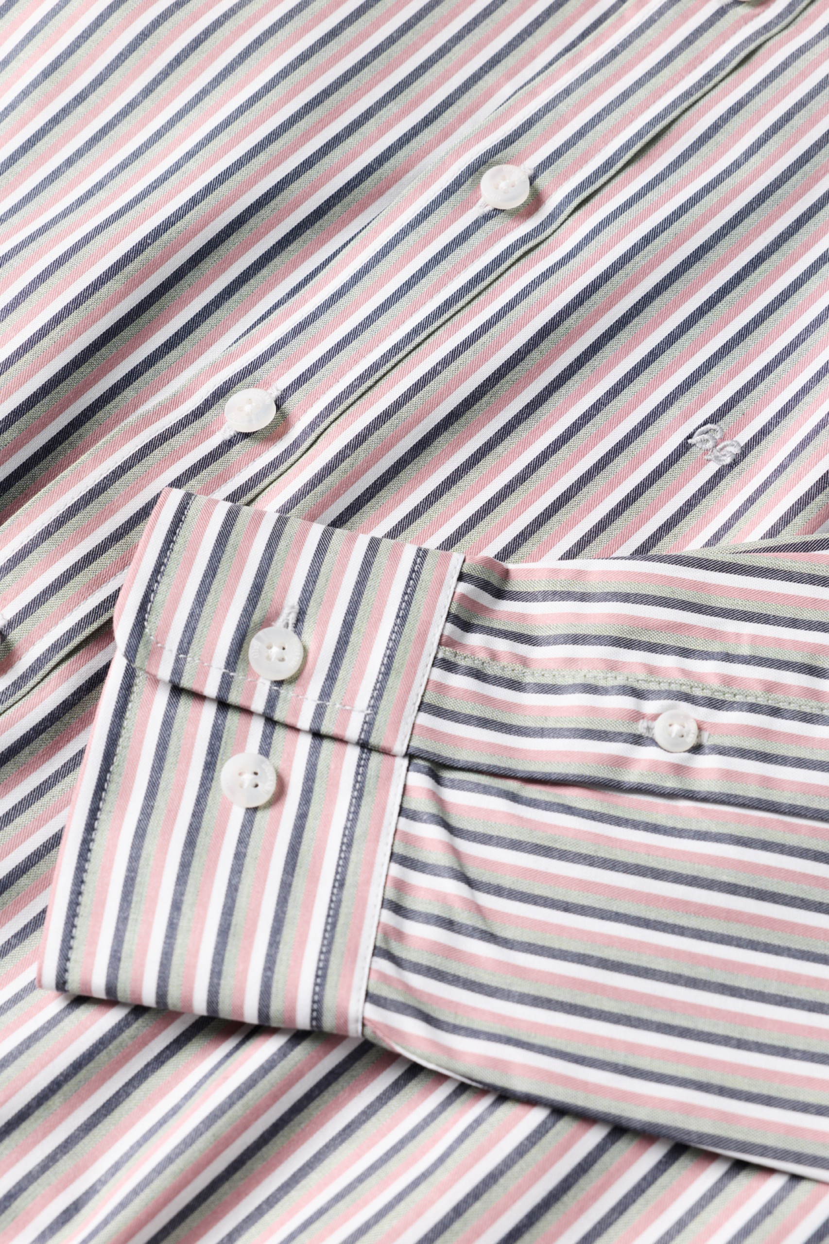 Camisa a rayas de corte regular