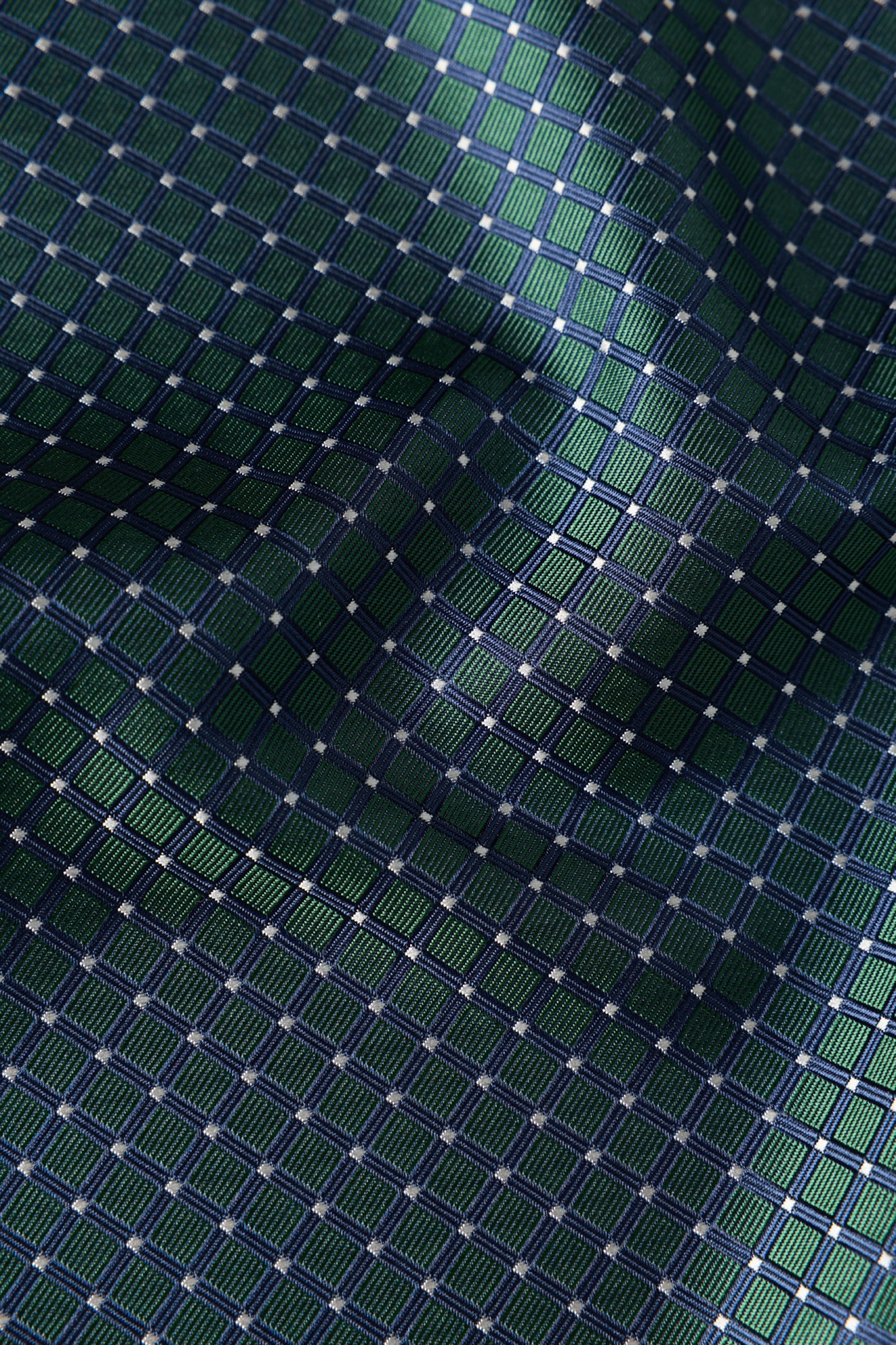 Conjunto de pañuelo y corbata