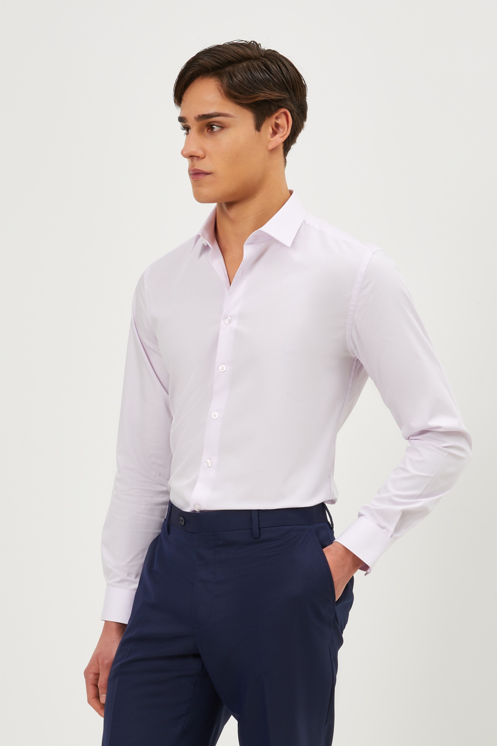 Camisa rosa de algodón de corte ajustado