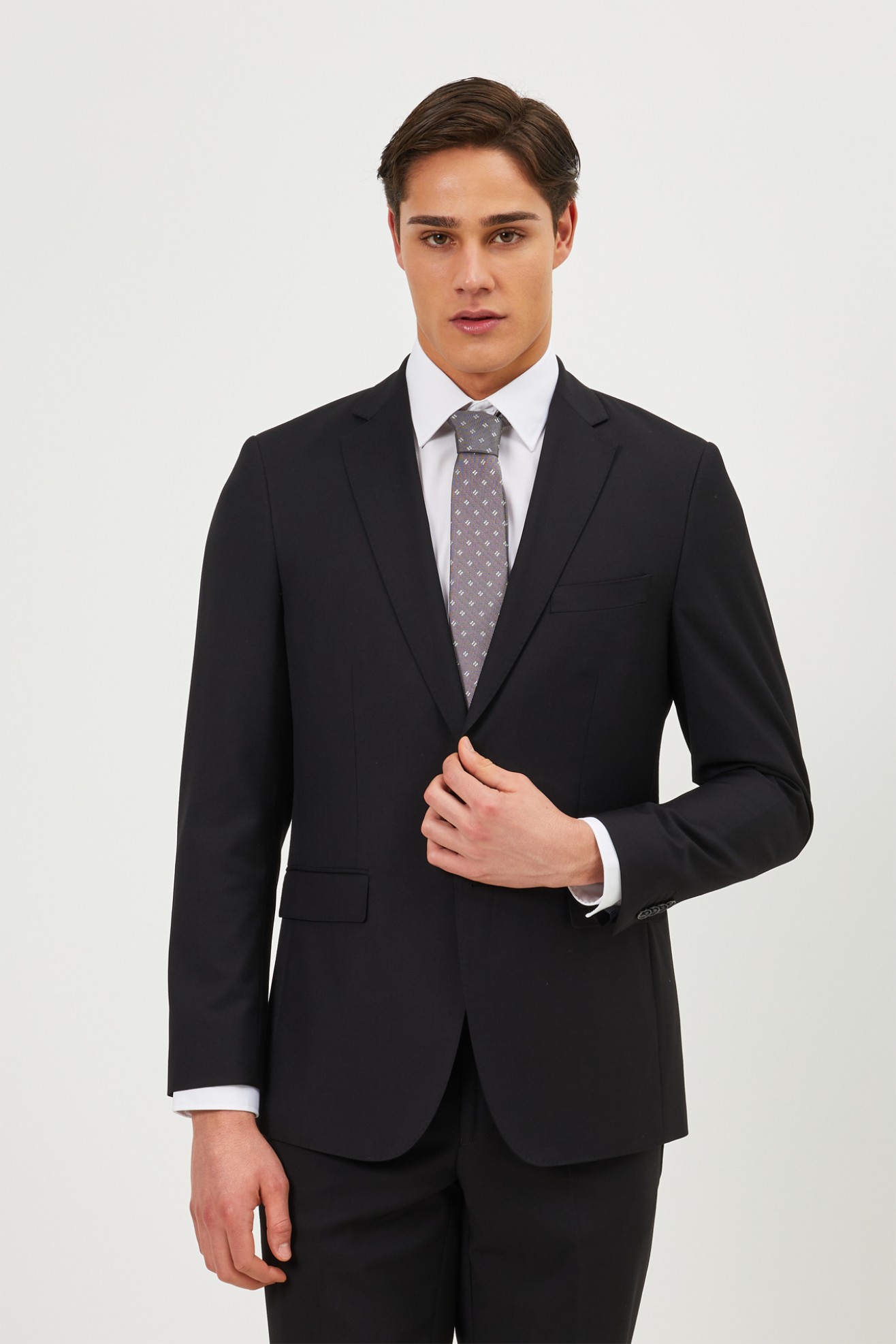 Traje cl�sico de corte regular 