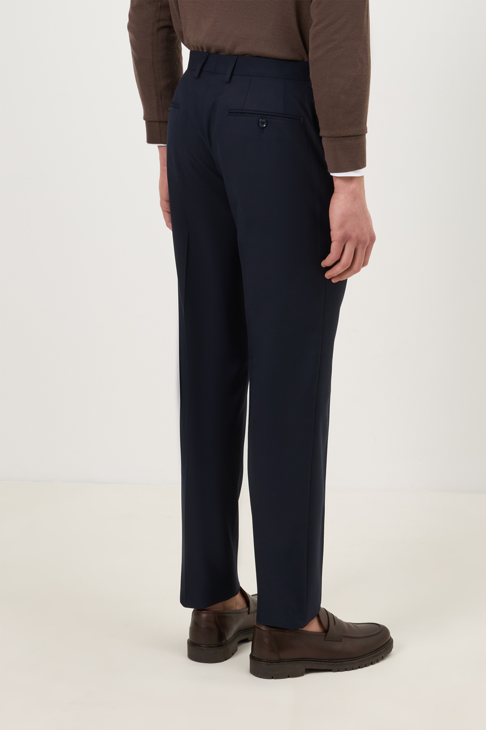 Pantalones clásicos de corte regular