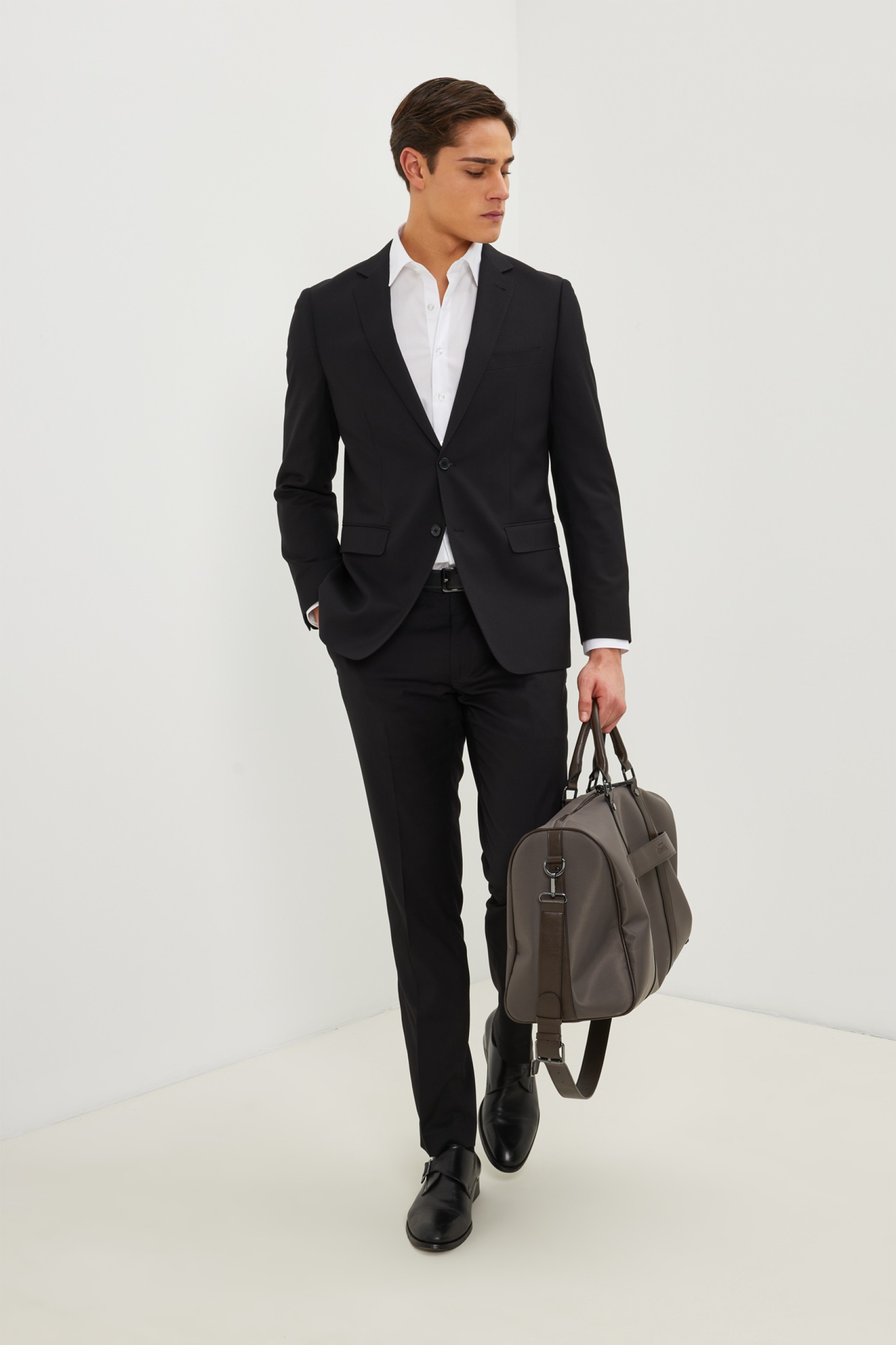 Traje clásico slim fit