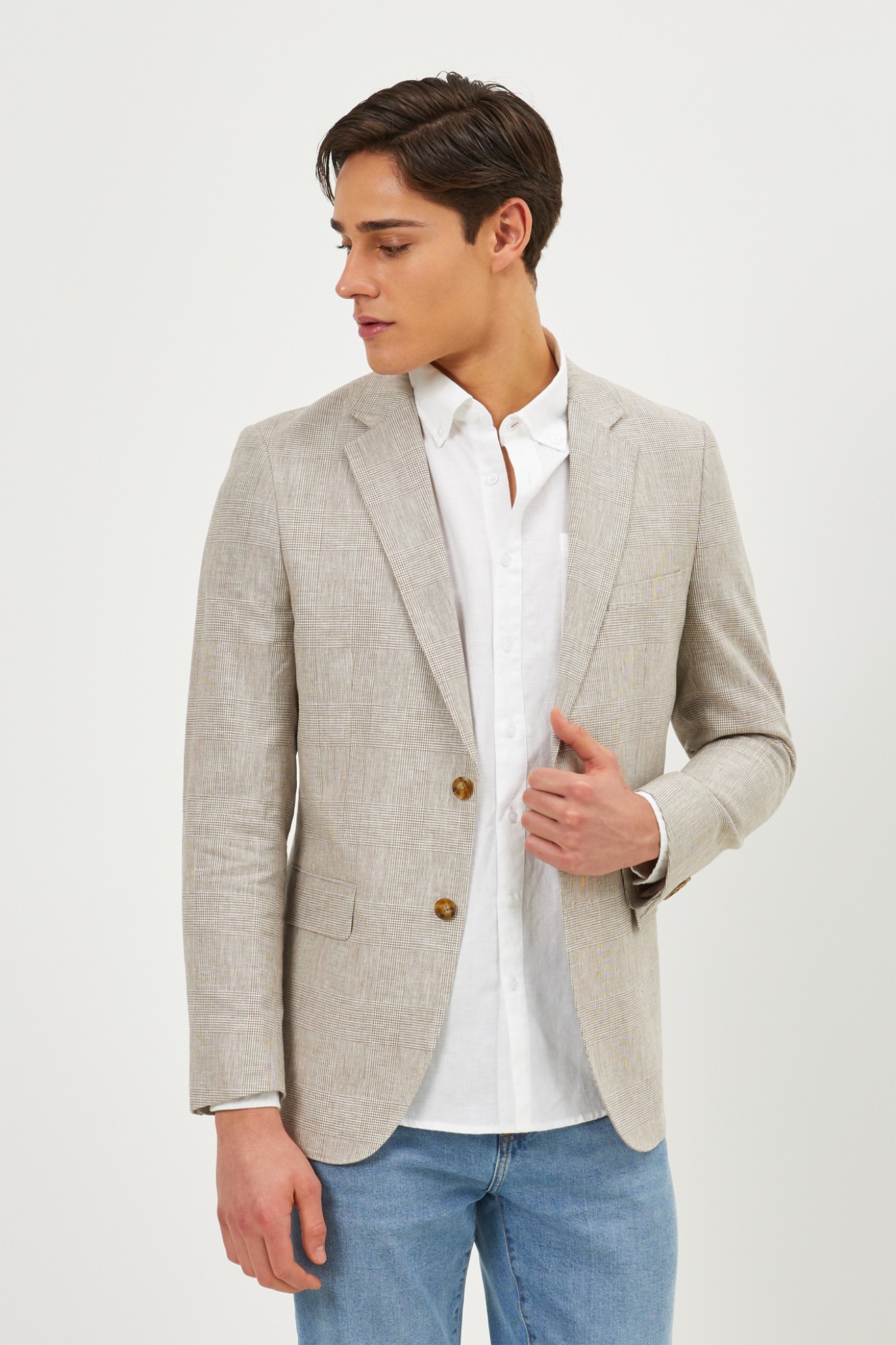 Blazer em linho e algod�o slim fit