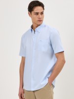 Camisa Oxford de manga corta de corte regular