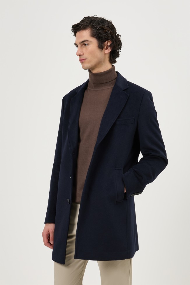 Sobretudo clássico em lã Sobretudo clássico em lã