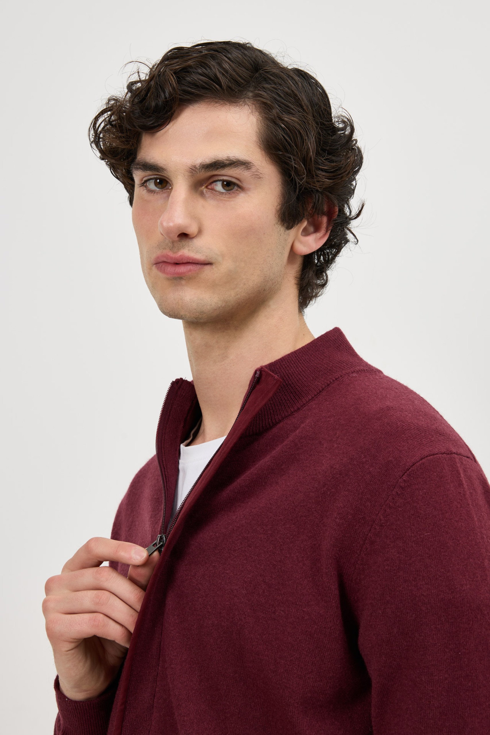 Casaco de malha com fecho