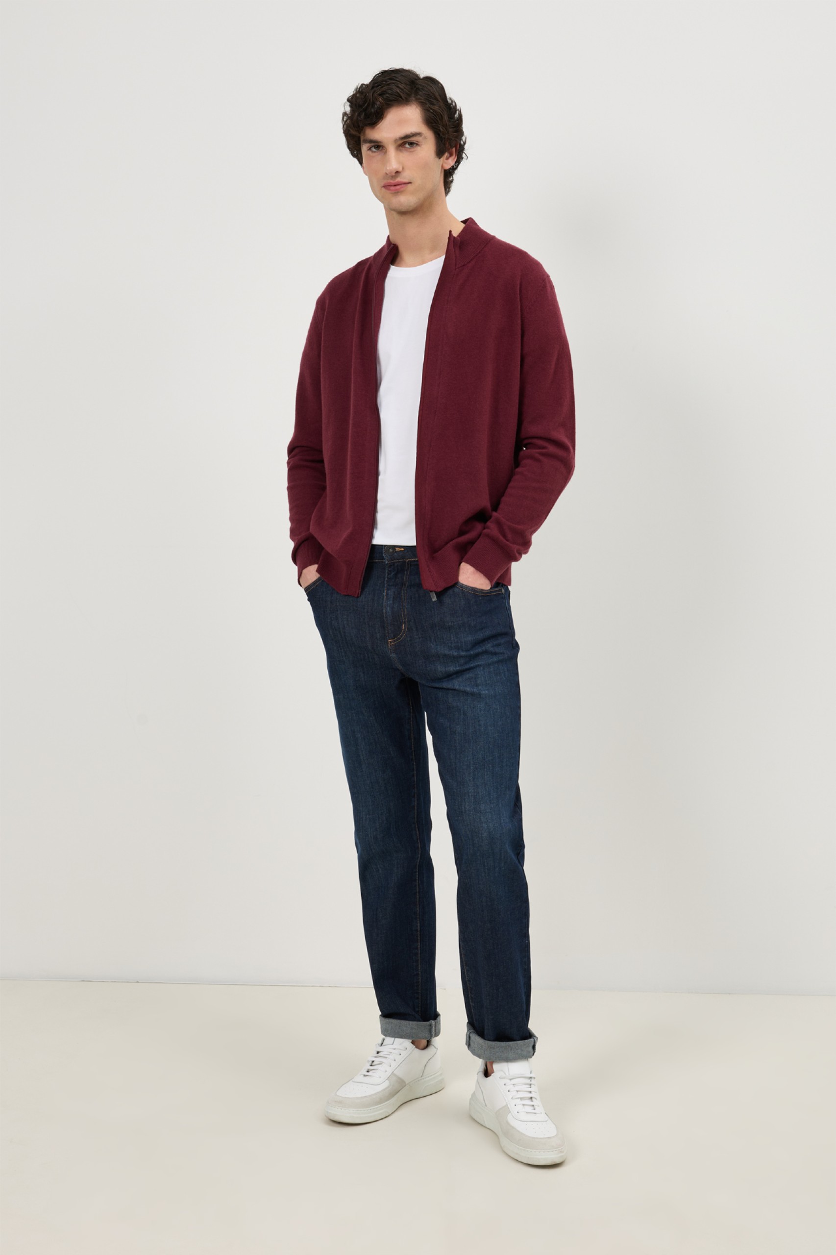 Casaco de malha com fecho