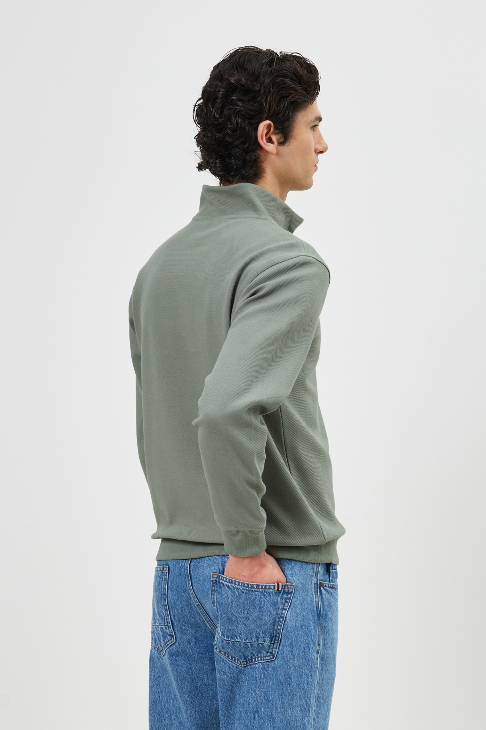 Camisola de malha com fecho