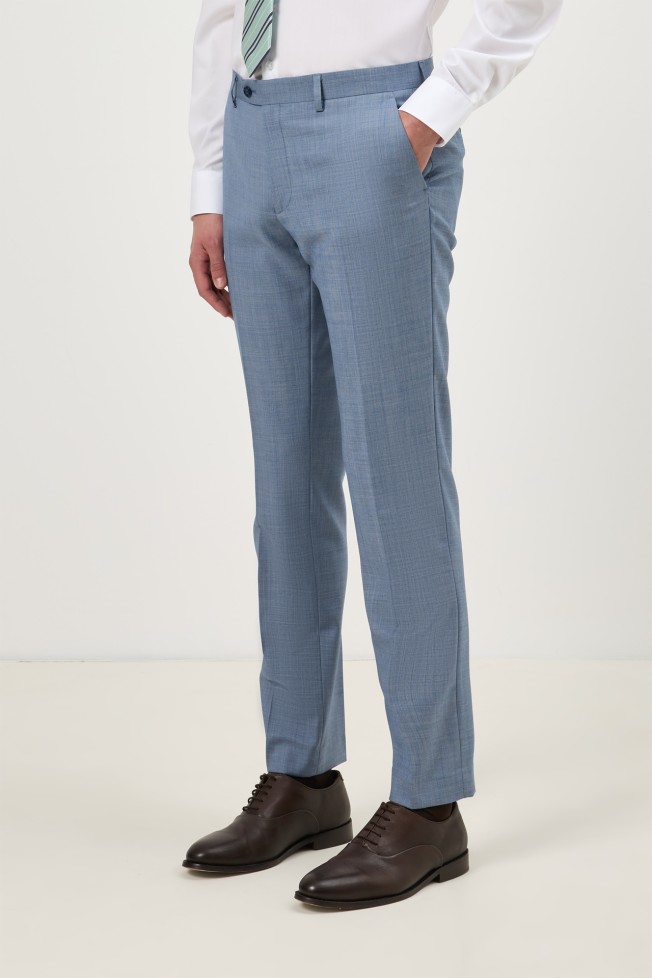 Fato cl�ssico slim fit em l�