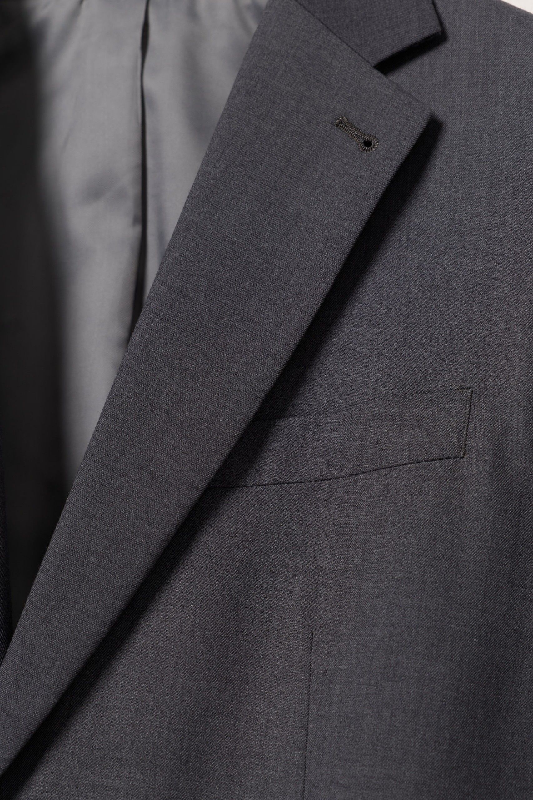 Fato regular fit cinzento