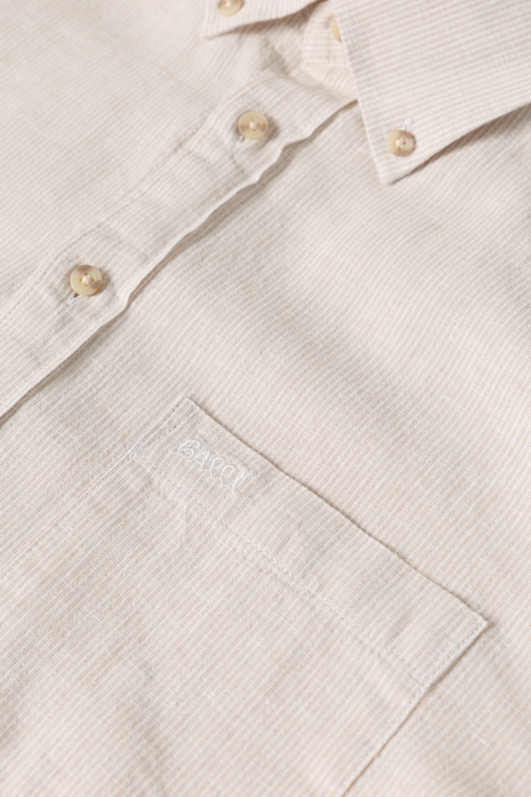 Camisa regular fit de lino