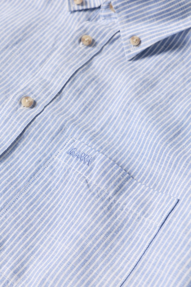 Camisa �s riscas em linho e algod�o