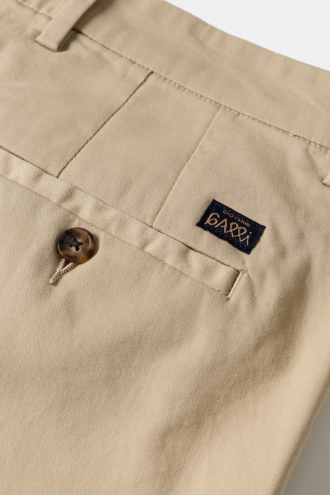 Calções bermuda chino regular fit Calções bermuda chino regular fit