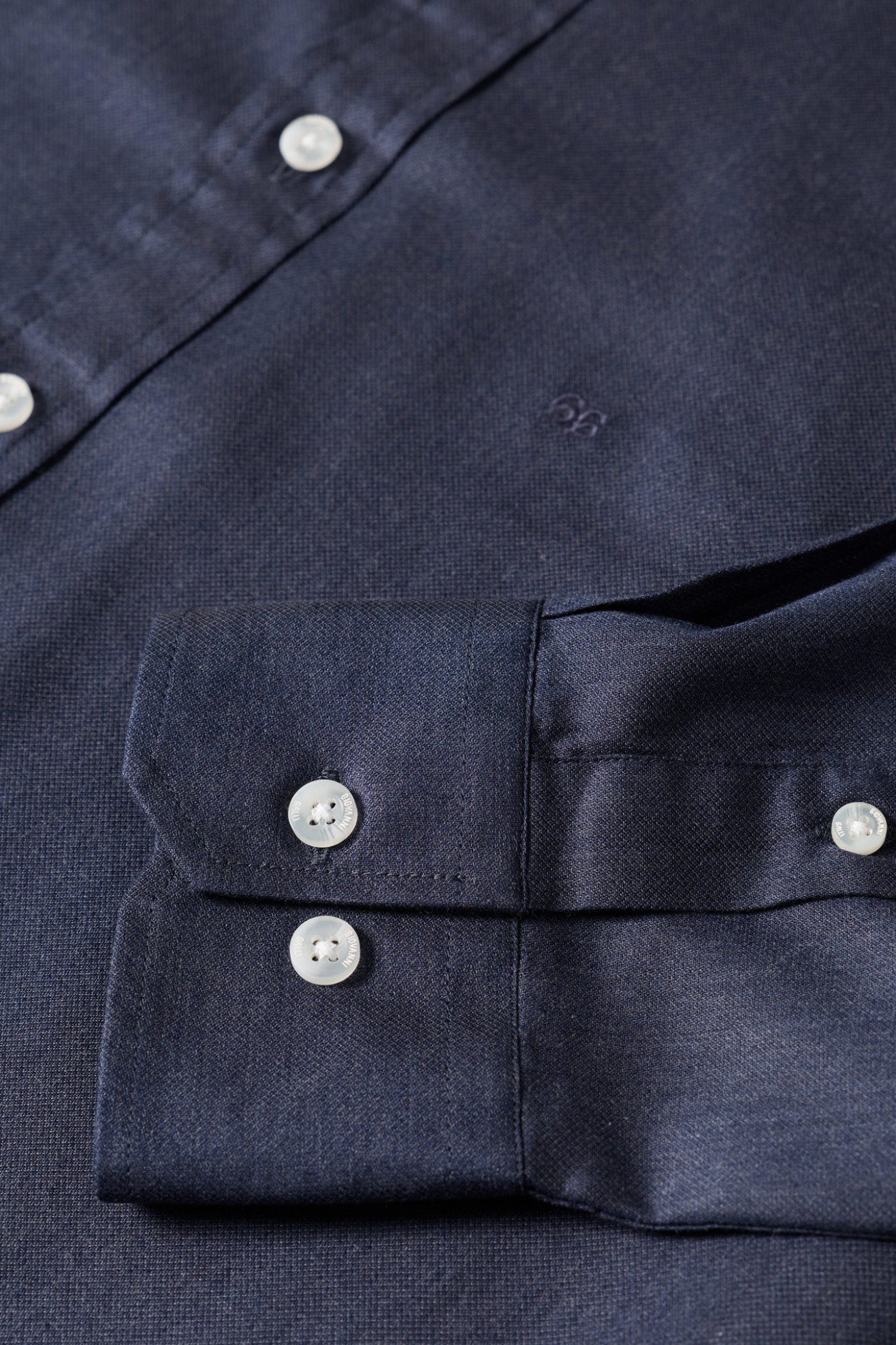 Camisa slim fit em algod�o e liocel