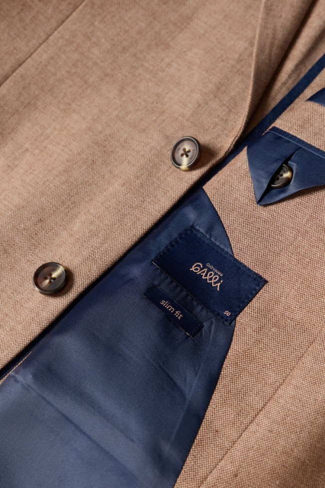Blazer em linho e algod�o slim fit