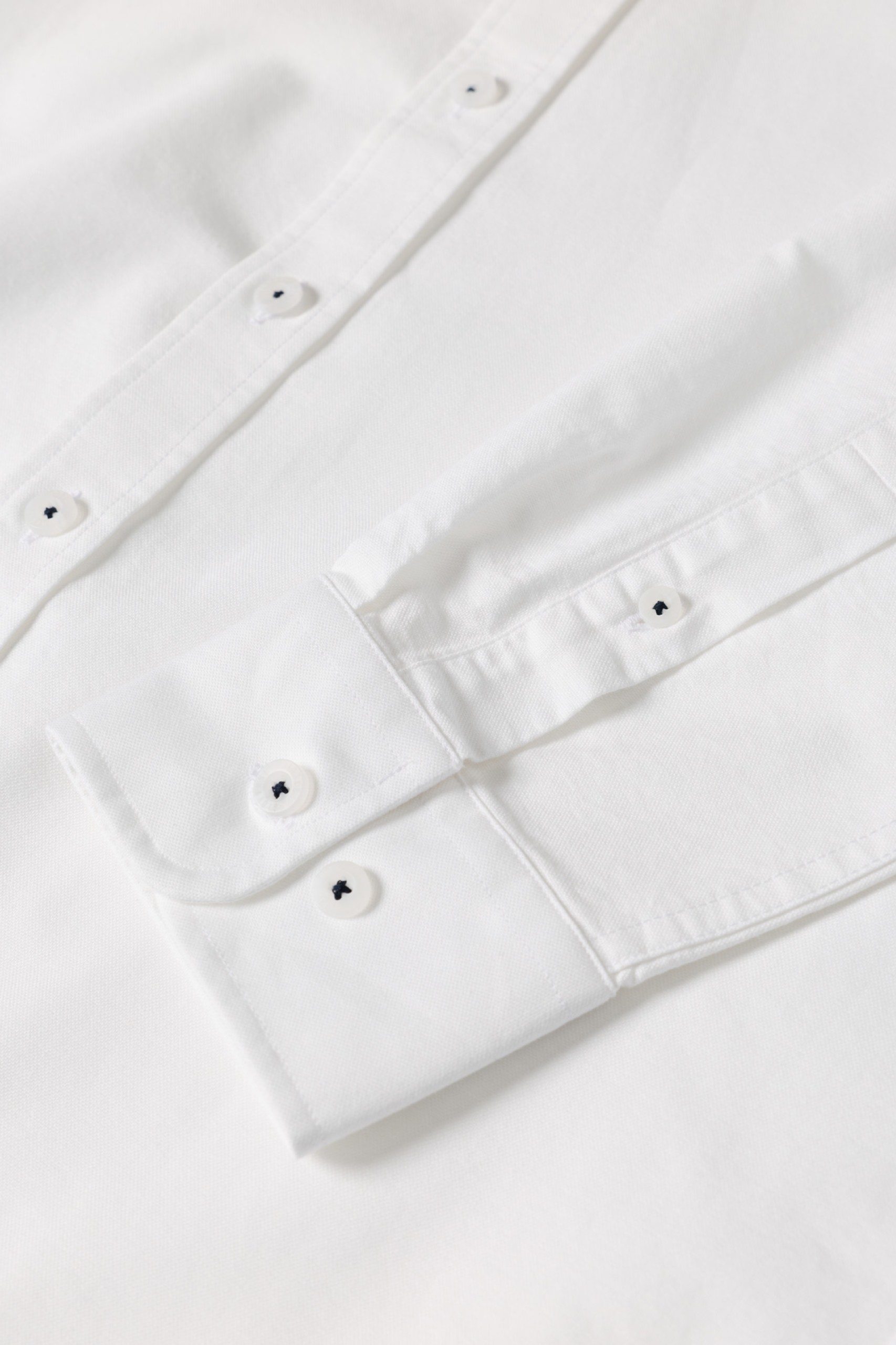 Camisa Oxford blanca de corte ajustado