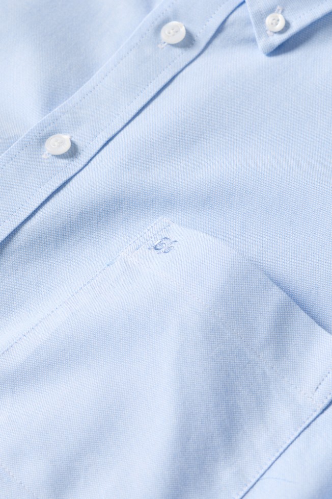 Camisa azul regular fit em algodão Camisa azul regular fit em algodão