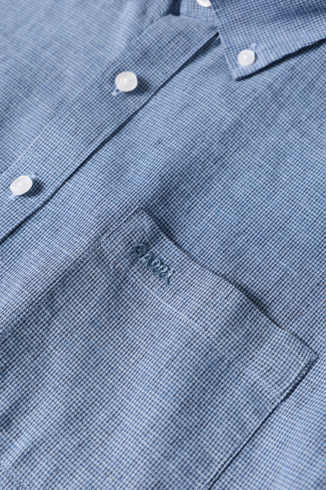 Camisa micro xadrez em linho e algod�o