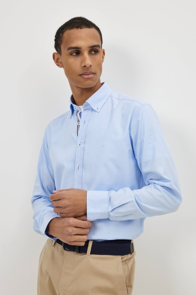 Camisa slim fit em algodão Camisa slim fit em algodão